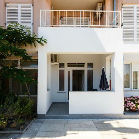 Apartment Rosemary 24 Krk Town Esterno foto