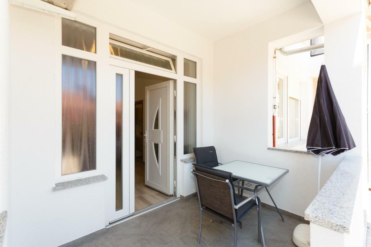 Apartment Rosemary 24 Krk Town Esterno foto