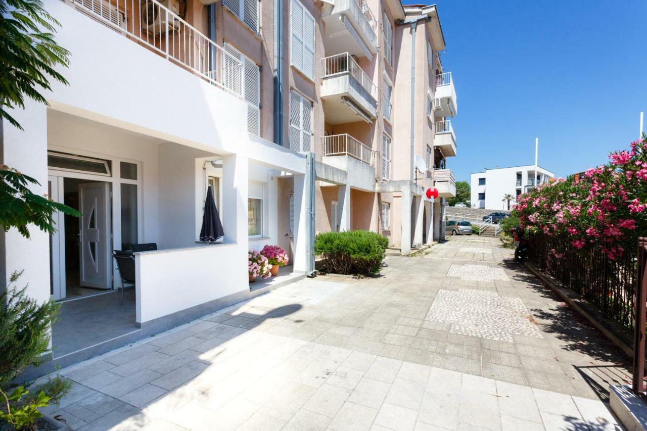 Apartment Rosemary 24 Krk Town Esterno foto
